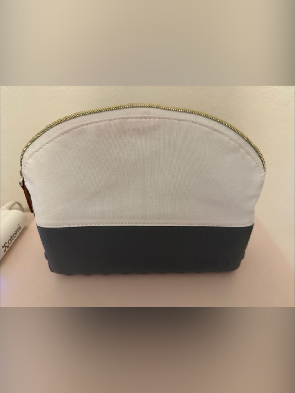 BOGG BAG White and Gray Cosmetic Pouch